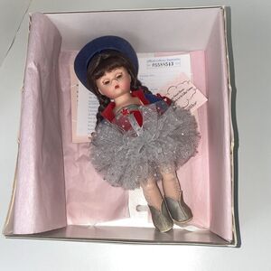 Madame Alexander 2004 I Want You # 39205 Girl 8 Inch Doll